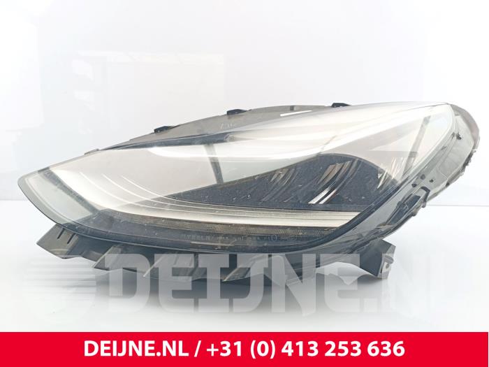 Tesla Model 3 Scheinwerfer links O292237