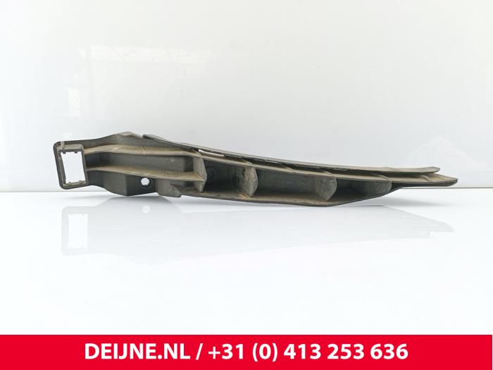 Porsche Cayenne Bumpersteun rechts-achter O292391