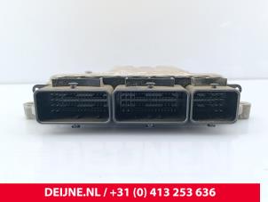 Opel Vivaro Computer Motormanagement O292454 foto 3