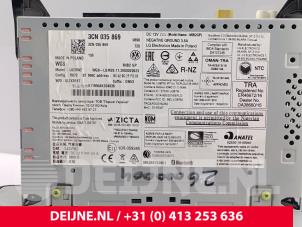 Volkswagen Transporter Display Multi Media regelunit O292478 foto 3