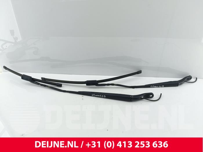 Peugeot Partner Scheibenwischerarm-Set O292518