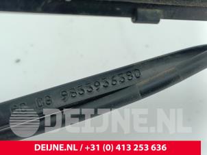 Opel Combo Front wiper arm O292519 photo 3