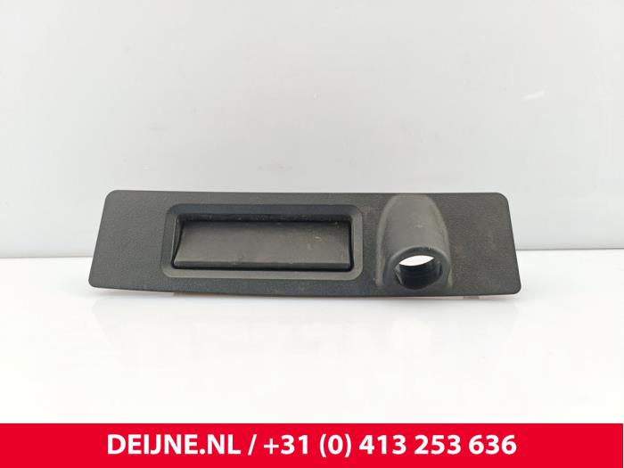 Tesla Model 3 Schakelaar achterklep O292548