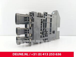 Nissan NV300 Spanningsregelaar O292572 foto 2