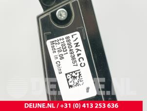 Lynk & Co 01 Heater switch O292573 photo 3