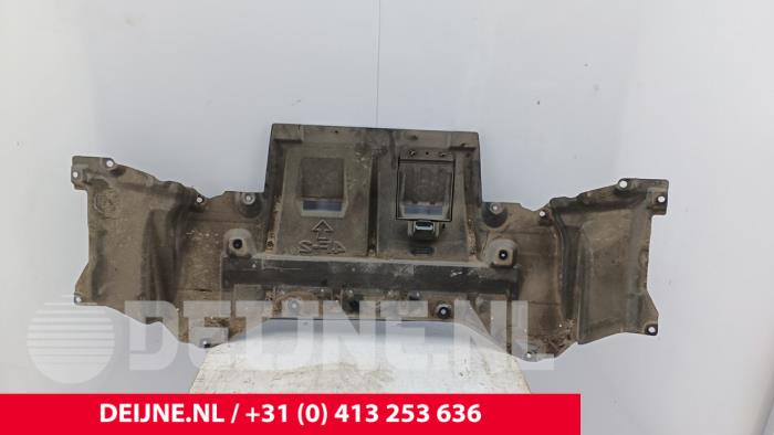 Nissan NV200 Motor Schutzblech O292626