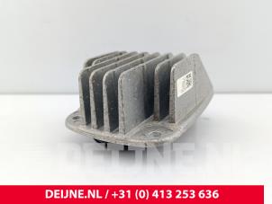 Volvo XC40 Module LED headlight O292627 photo 2