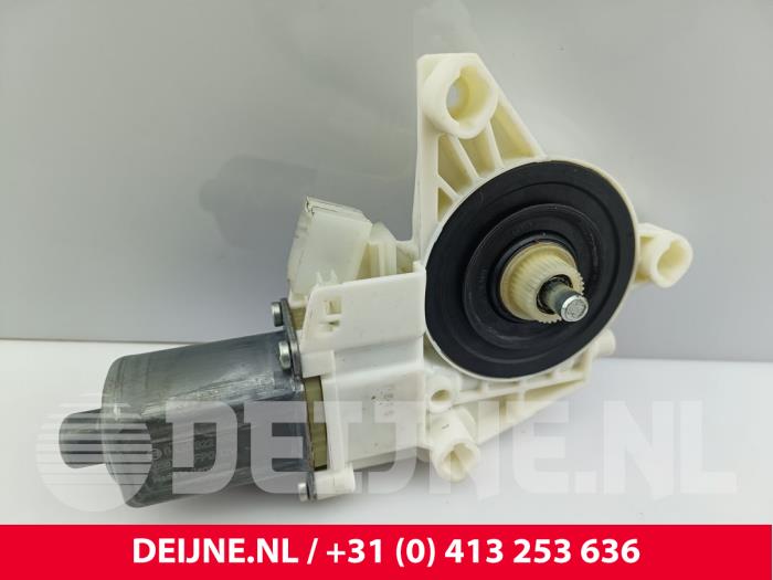 Mercedes Vito Door window motor O292661