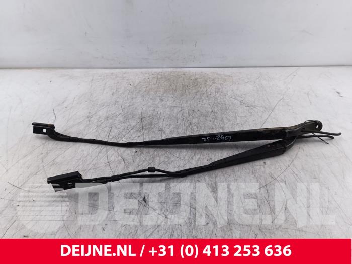 Peugeot Partner Scheibenwischerarm-Set O292662