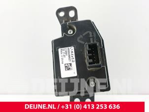 Lynk & Co 01 MMI schakelaar O292685 foto 2