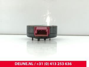 Lynk & Co 01 Regensensor O292686 foto 3