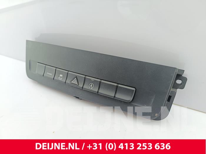 Mercedes Vito Panikbeleuchtung Schalter O292690