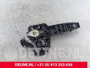 Mercedes eVito Door handle 2-door, left O292713 photo 3