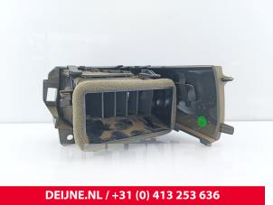 Lynk & Co 01 Luchtrooster Dashboard O292748 foto 3