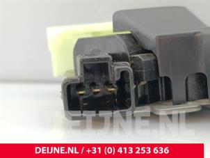 Tesla Model 3 Schließmechanik Heckklappe O292769 foto 3