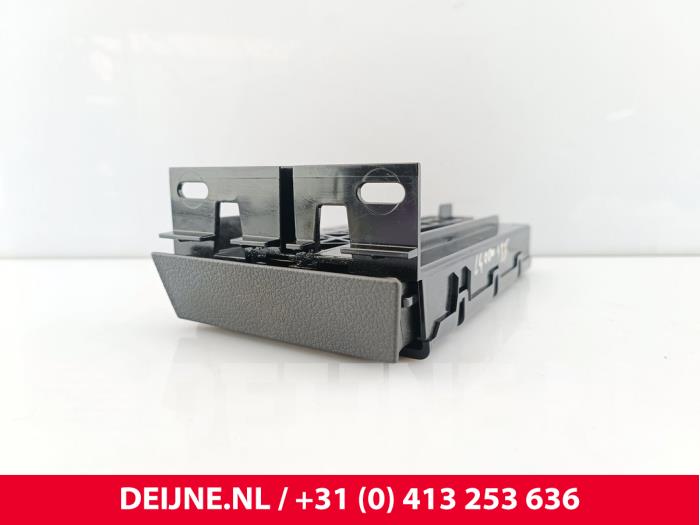 Renault Master Bekerhouder O292785