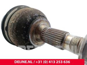 Opel Vivaro Aandrijfas links-voor O292826 foto 3