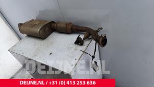 Opel Vivaro Katalysator O292897 foto 2