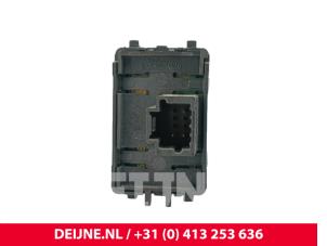 Opel Vivaro ESP switch O292900 photo 3