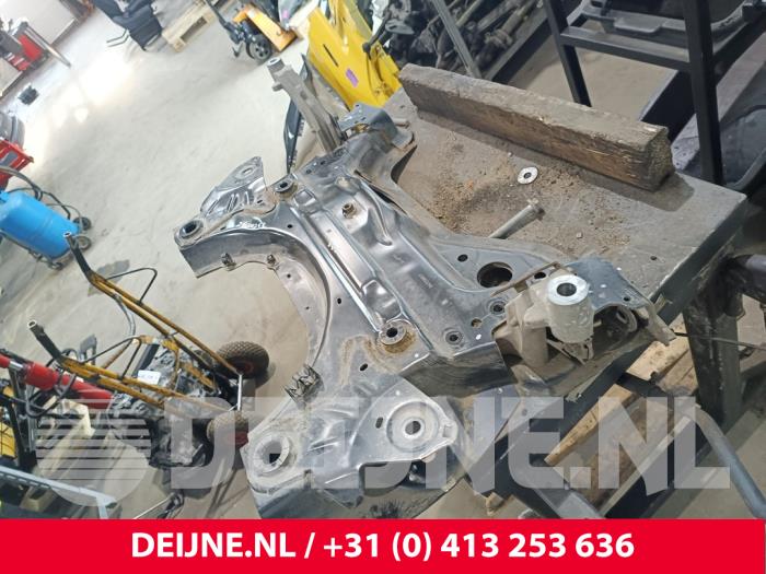 Gebruikte Subframe Toyota ProAce City 1.5 D-4D 100 Prijs € 181,50 Inclusief btw aangeboden door van Deijne Onderdelen Uden B.V.