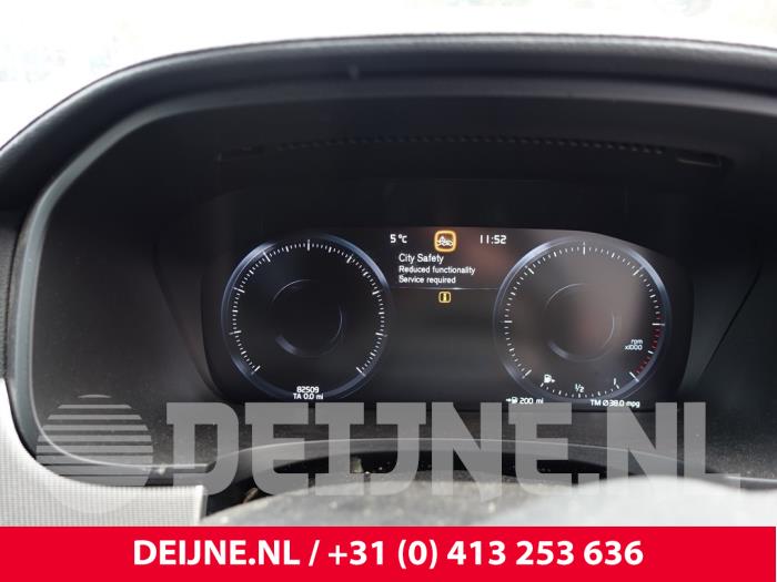 Volvo V90 Tacho - Kombiinstrument KM O293076