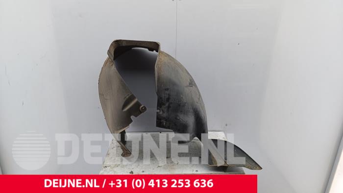 Volkswagen Transporter Radkasten O293129