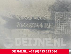 Volvo XC40 Abdeckplatte Nebelscheinwerfer rechts O293146 foto 3