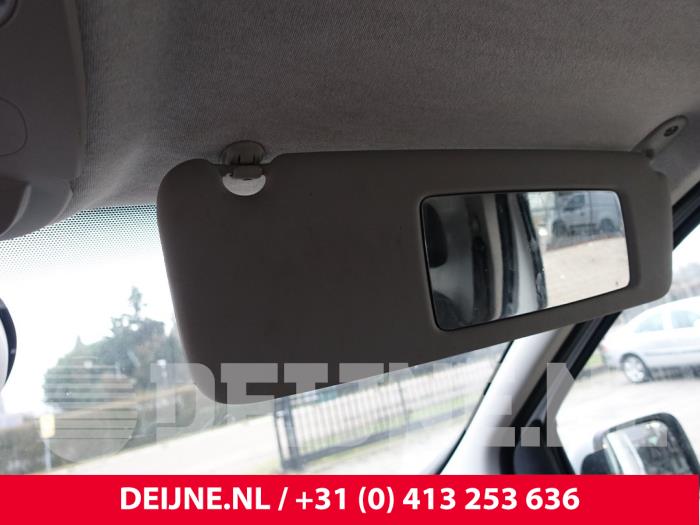 Opel Vivaro Sun visor O293205