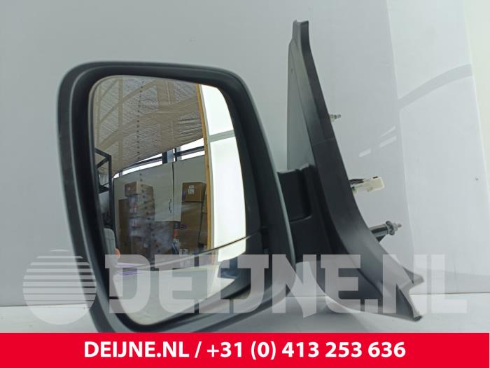 Opel Vivaro Außenspiegel links O293165
