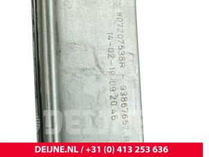 Opel Vivaro Fenstermechanik 2-türig rechts vorne O293219 foto 3