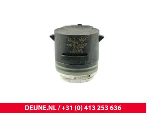 Tesla Model 3 PDC Sensor O293208 photo 3