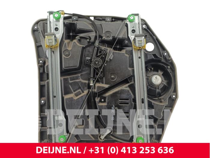 Mercedes eVito Fenstermechanik 2-türig rechts vorne O293309