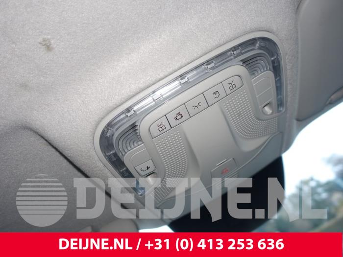 Mercedes eVito Innenbeleuchtung vorne O293250