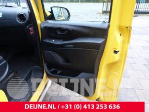 Mercedes eVito Tür 2-türig rechts O293274 foto 2