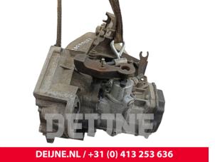 Volkswagen Transporter Gearbox O293315 photo 2