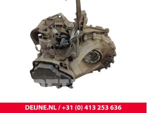 Volkswagen Transporter Gearbox O293315 photo 3