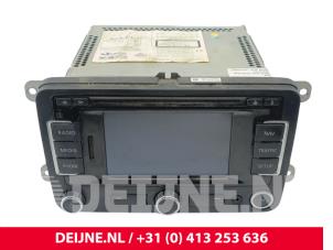 Volkswagen Transporter Display Multi Media regelunit O293364 foto 2