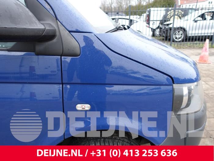 Volkswagen Transporter Kotflügel rechts vorne O293391