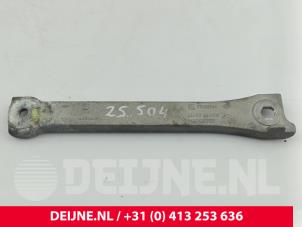 Renault Trafic Gearbox mount O293420 photo 3
