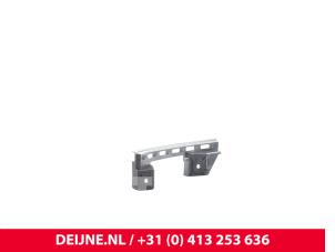 Volkswagen Caddy Front bumper bracket, left O9990003139 photo 3