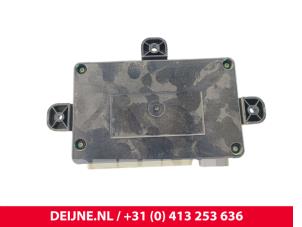 Tesla Model X Zentralverriegelung Modul O293489 foto 2