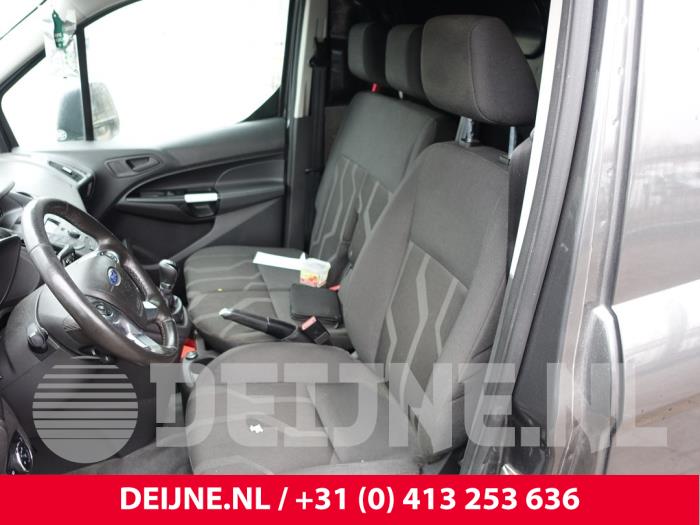 Ford Transit Connect Sitz links O293565