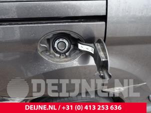 Ford Transit Connect Tank Klep O293568 foto 2
