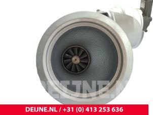 Volkswagen Crafter Turbo O293604 foto 4