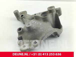 Renault Trafic Versnellingsbak Steun O293618 foto 2