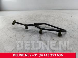 Volvo V40 Fuel return line O293714 photo 2
