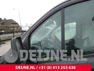 Gebruikte Driehoeks Ruit links-voor Ford Transit Custom 2.2 TDCi 16V Prijs op aanvraag aangeboden door van Deijne Onderdelen Uden B.V.