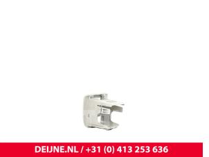 Volvo V60 Isofix support O9990003141 photo 3