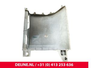 Volkswagen Transporter Bumperhoek rechts-achter O293785 foto 2