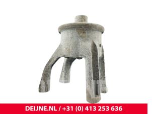 Volkswagen Transporter Engine mount O293803 photo 2